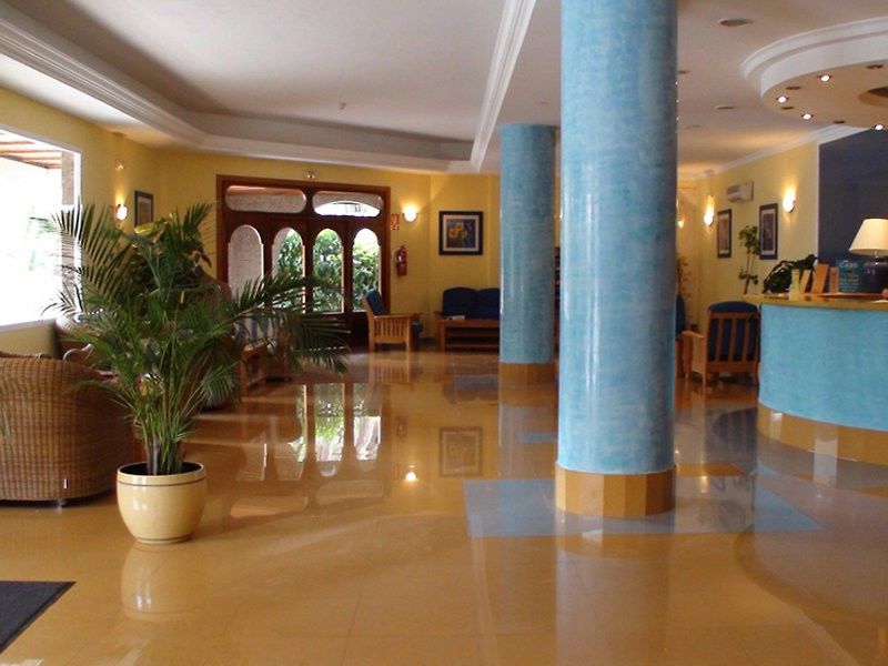 Aparthotel Vibra Bay San Antonio  Exterior photo